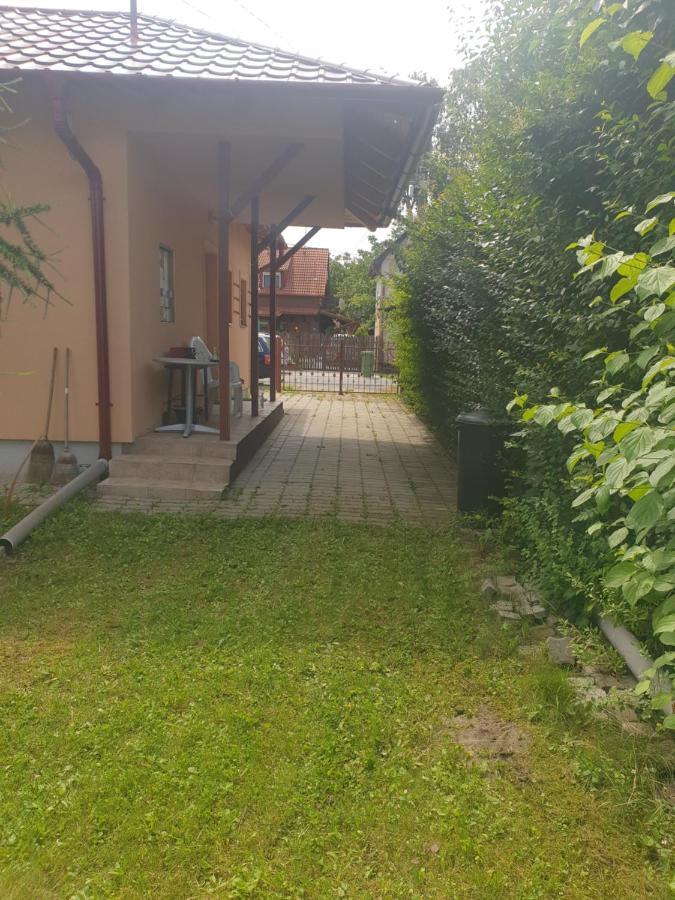 Zseki Apartman Hajdúszoboszló 外观 照片