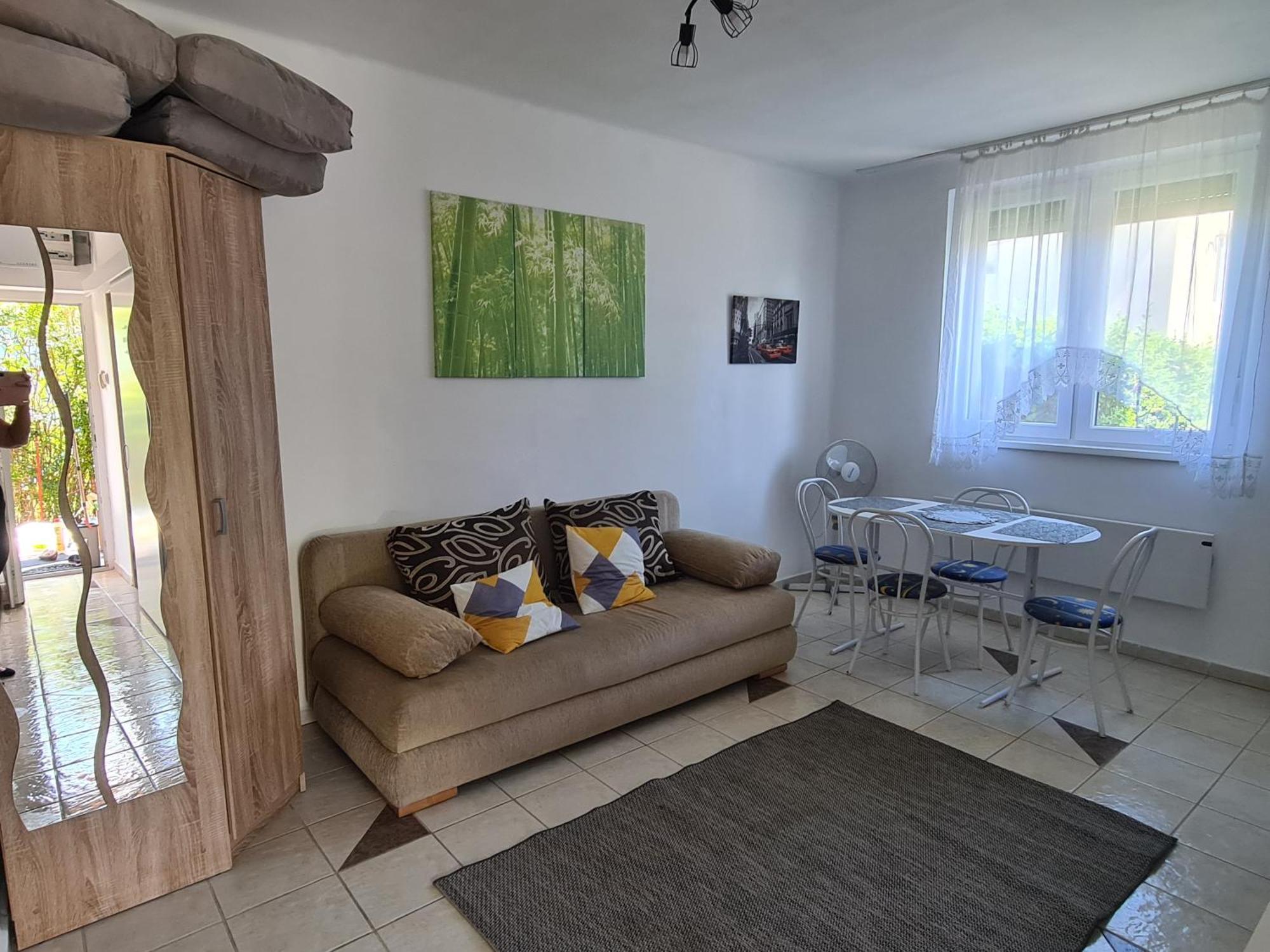 Zseki Apartman Hajdúszoboszló 外观 照片