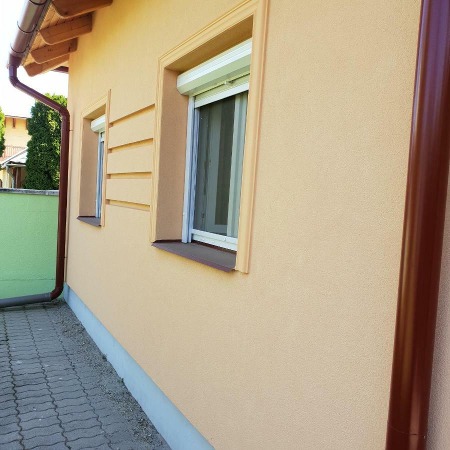 Zseki Apartman Hajdúszoboszló 外观 照片
